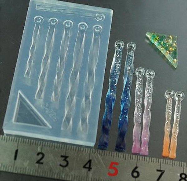 画像3: (sn435)シリコンモールド 穴付きチャーム スパイラルライン (3)