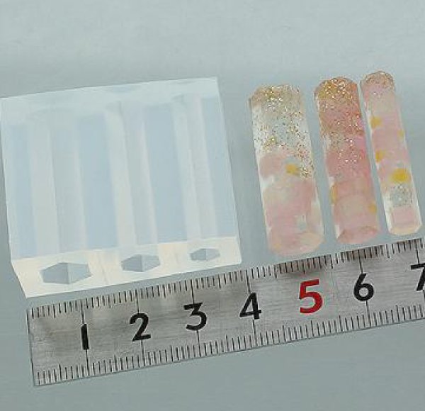 画像1: (sn615)シリコンモールド　六角柱 (1)