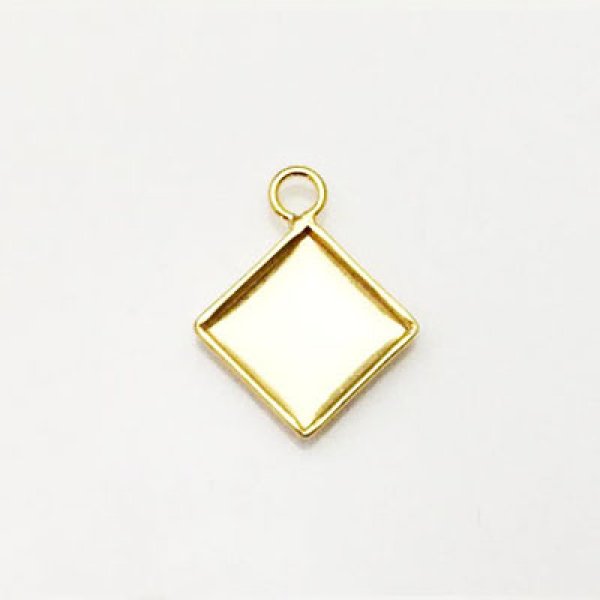 画像2: (YDPE-1780)【高品質日本製 10セット予約販売】ダイヤ型スクエア SS(8mm)サイズ ペンダントトップ 3色展開 ミール皿 (2)