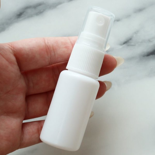 画像4: ◆アルコール対応 次亜塩素酸水対応 スプレーボトル 20ml ×３本　ホワイト 白遮光容器 詰め替え 詰替え 消毒液 除菌  (4)