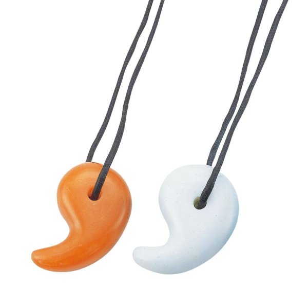 画像2: (ar100420）高蝋石 穴あき処理済 勾玉作りに 2.5cm×4cm  (2)