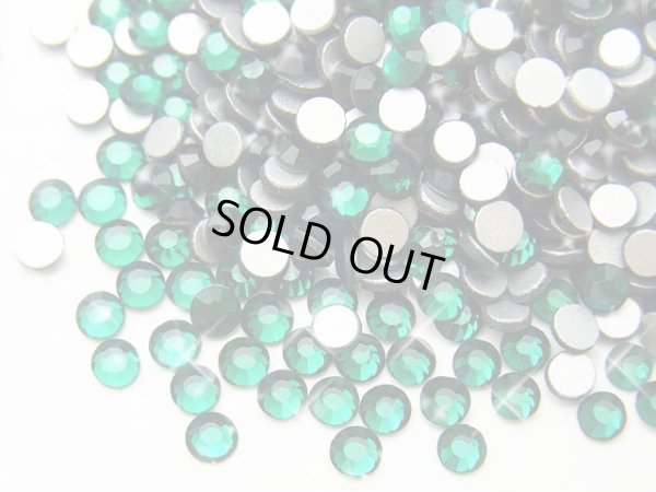 画像2: ★星印商品のみ同梱可★ジュエリア（JEWELLIA）　エメラルド　SS4　50粒 (2)