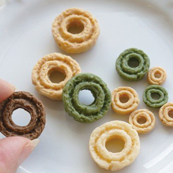 画像2: (sn107)シリコンモールド　ドーナツ　オールドファッション　フェイクフード　5サイズ　立体型　レジンや樹脂粘土に ミニチュア雑貨 (2)