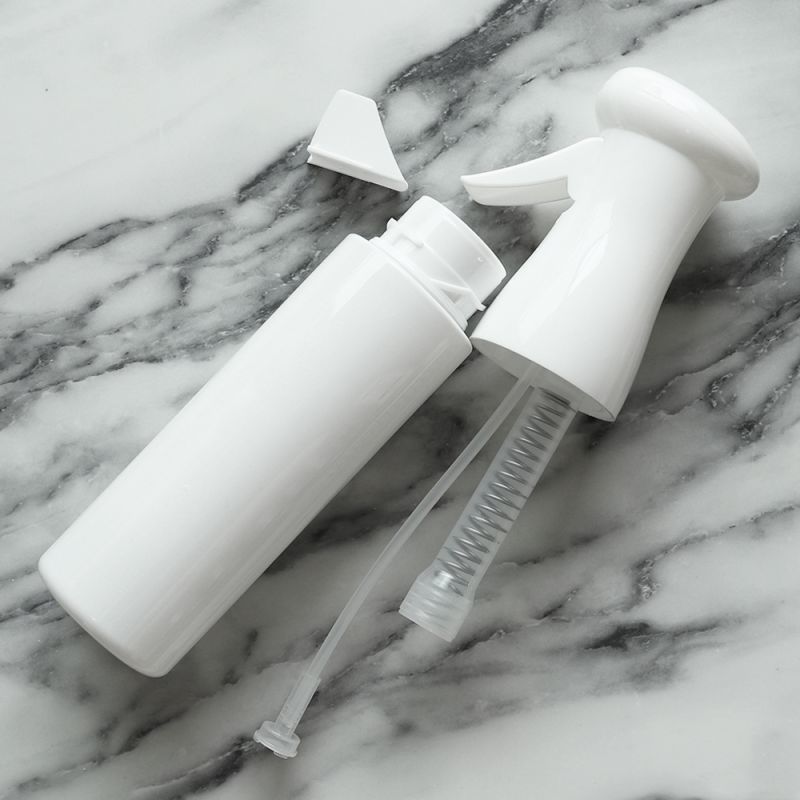 アルコール対応 次亜塩素酸水対応 エアリー ミストスプレーボトル 250ml 霧吹き 自動噴射 ホワイト 白 遮光容器 詰め替え 詰替え 消毒液 除菌 トリガー シンプル モノトーン モノクロ 微粒子 卸販売 業務用 携帯 切り替え 噴射 小分け 化粧品 旅行 アトマイザー スワロ アルコール対応 次亜塩素酸水対応 エアリー ミストスプレーボトル 250ml 霧吹き 自動噴射 ホワイト 白 遮光容器 詰め替え 詰替え 消毒液 除菌 トリガー シンプル モノトーン モノクロ 微粒子 卸販売 業務用 携帯 切り替え 噴射 小分け 化粧品 旅行 アトマイザー スワロ